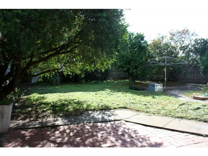 19 Allison Avenue, Eumemmerring VIC 3177