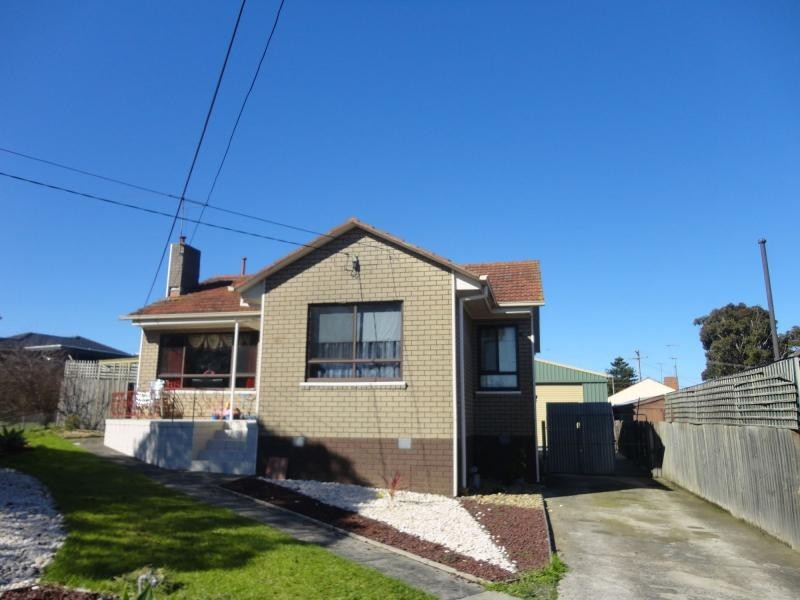 1/3 Blossom Drive, Doveton VIC 3177