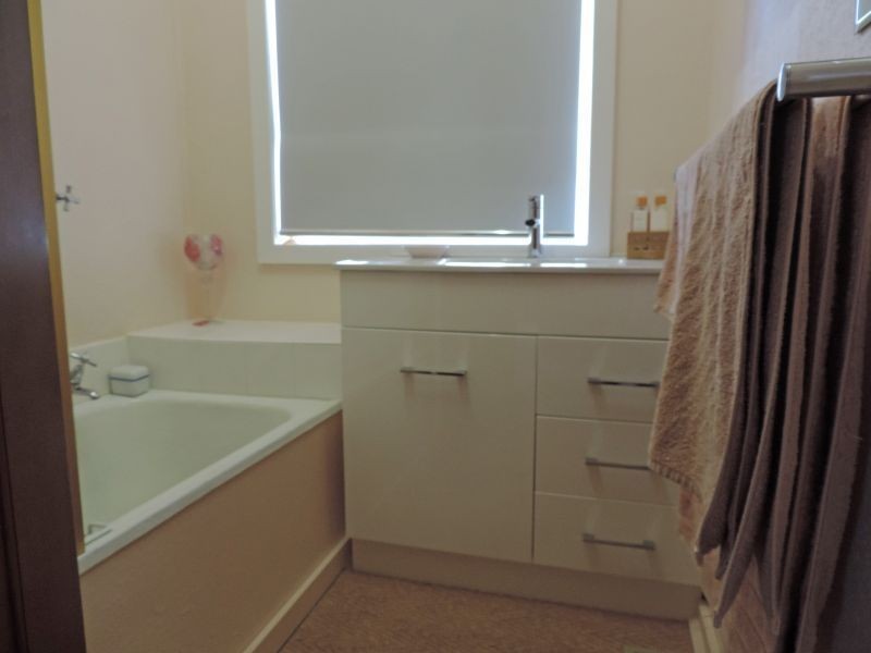 104 Jesson Crescent, Dandenong VIC 3175