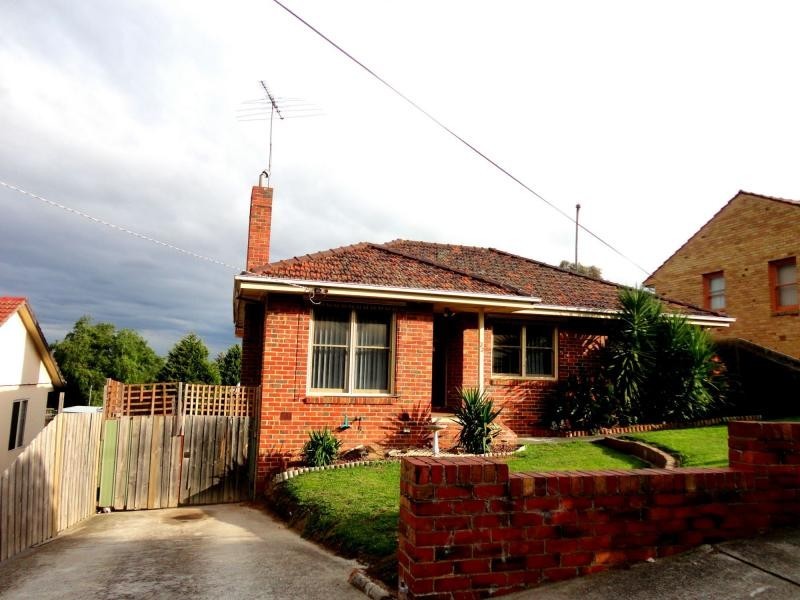 33 Laurel Avenue, Doveton VIC 3177