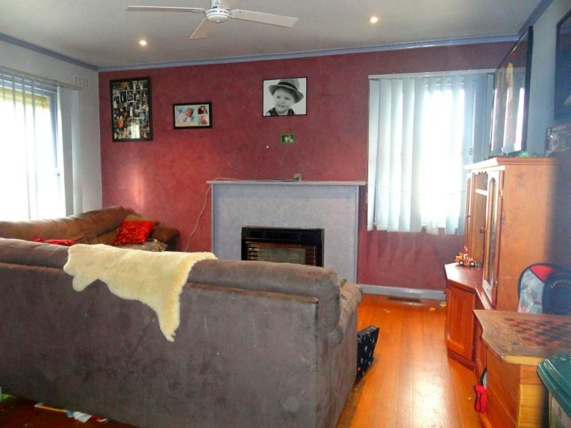 33 Laurel Avenue, Doveton VIC 3177