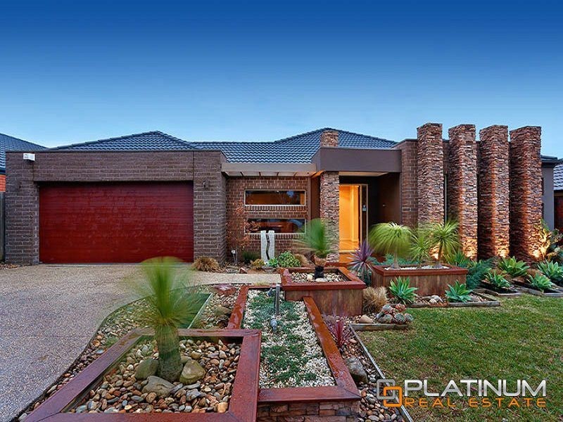 84 Aylmer Road, Lynbrook VIC 3975