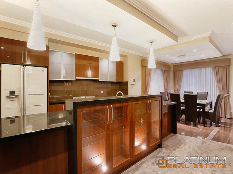 84 Aylmer Road, Lynbrook VIC 3975