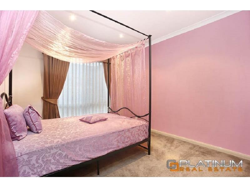 84 Aylmer Road, Lynbrook VIC 3975