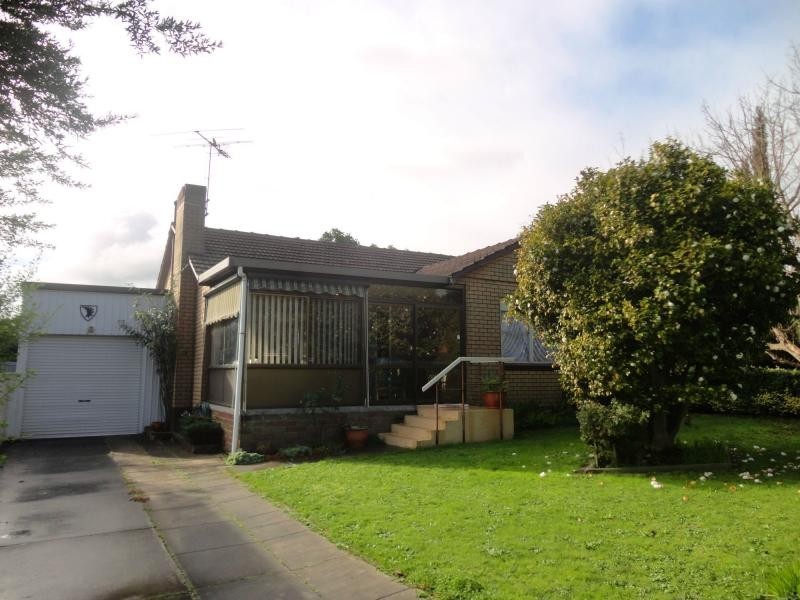 6 Photinia Street, Doveton VIC 3177