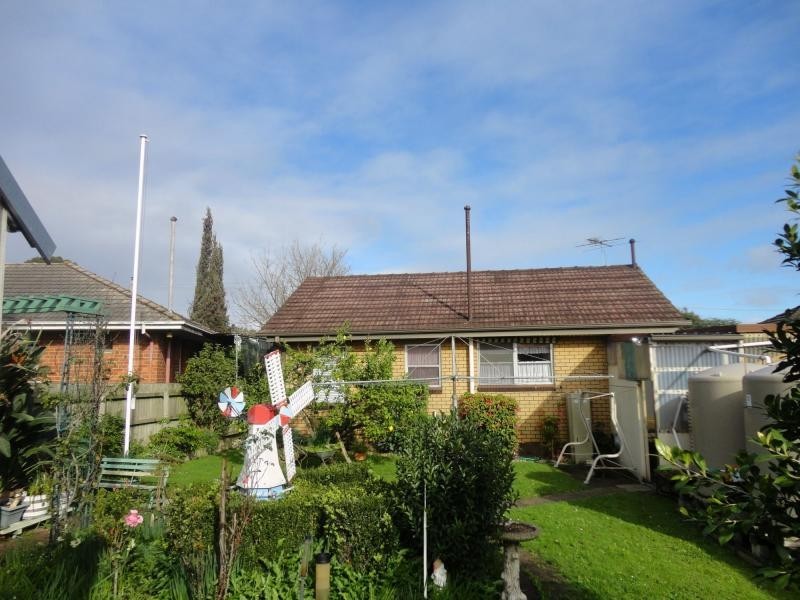 6 Photinia Street, Doveton VIC 3177