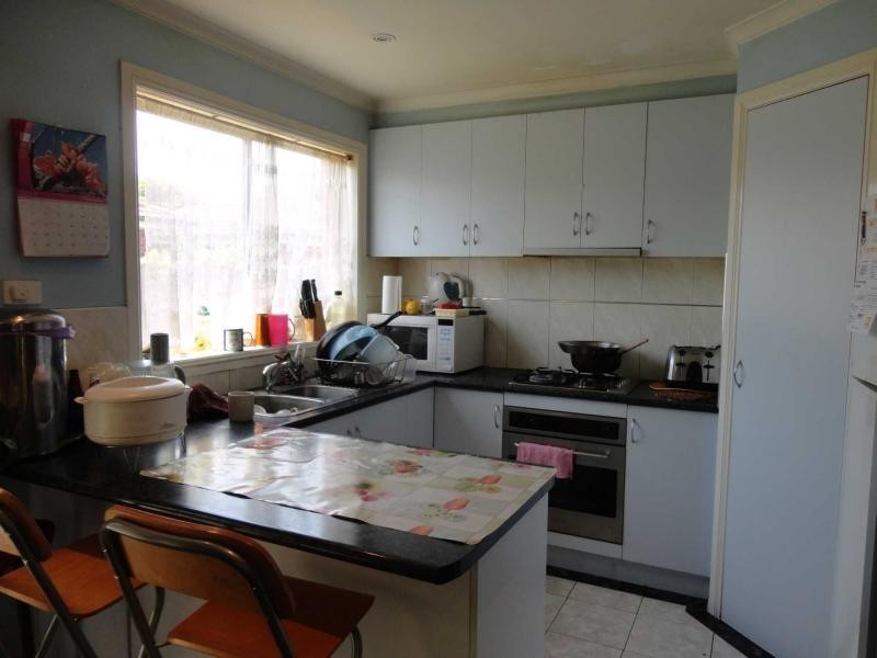 2/9 Wilma Avenue, Dandenong VIC 3175