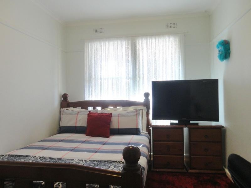 1/35 Kanooka Grove, Doveton VIC 3177