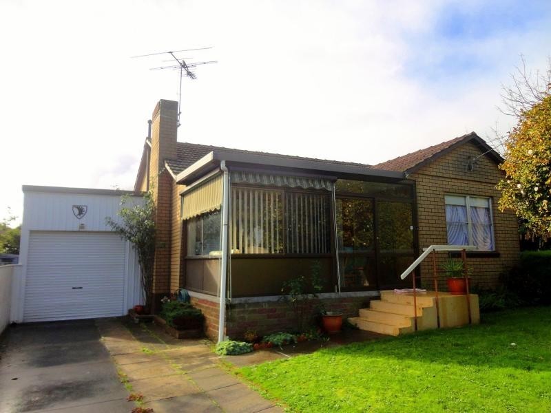 6 Photinia Street, Doveton VIC 3177