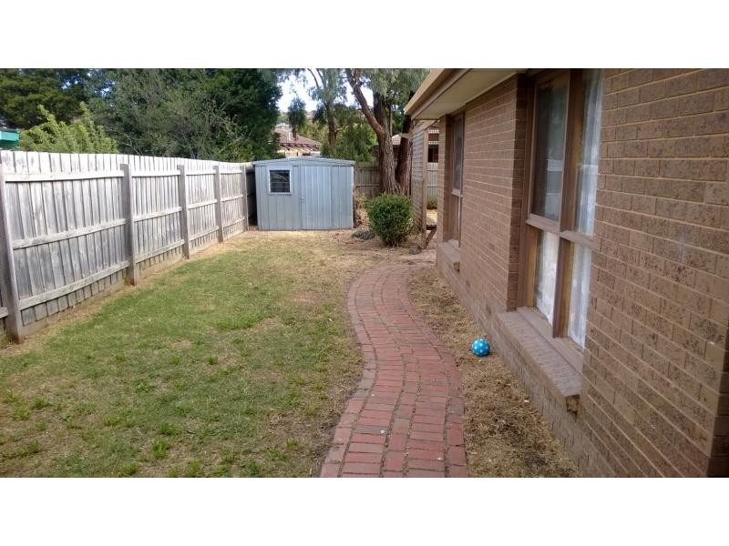 7 Kennington Park Drive, Endeavour Hills VIC 3802