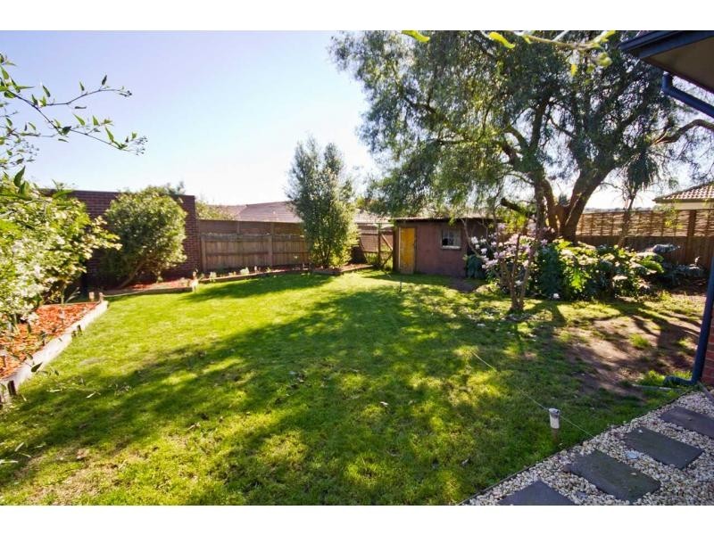 13 Adam Avenue, Hallam VIC 3803