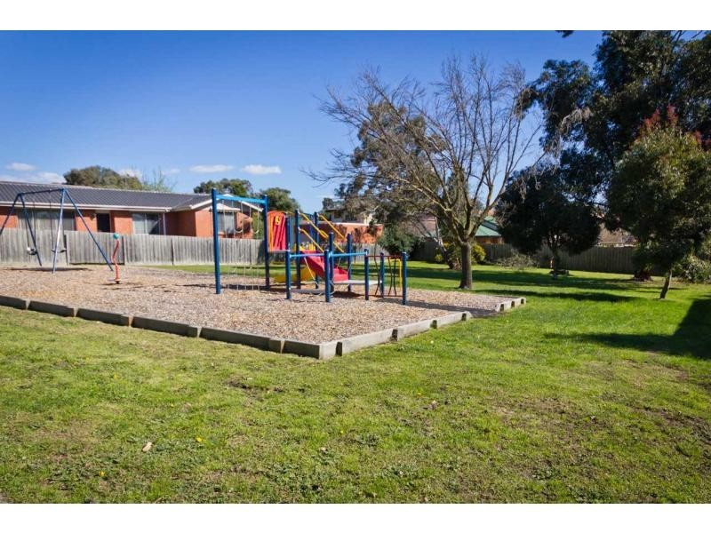 13 Adam Avenue, Hallam VIC 3803
