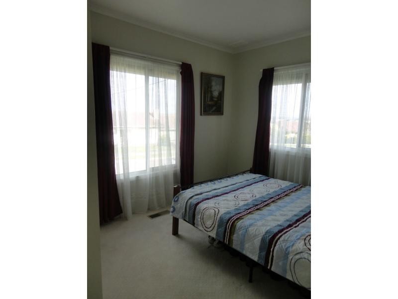 48 Ash Street, Doveton VIC 3177