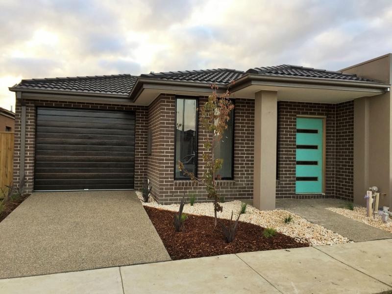 7 Townsend Avenue, Clyde VIC 3978