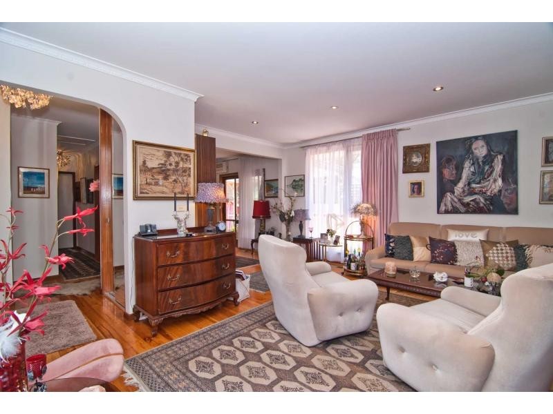 2/10 Neville Street, Carnegie VIC 3163