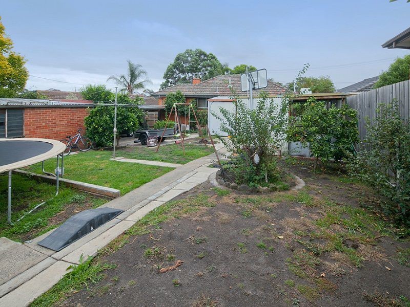 24 Waygara Street, Eumemmerring VIC 3177