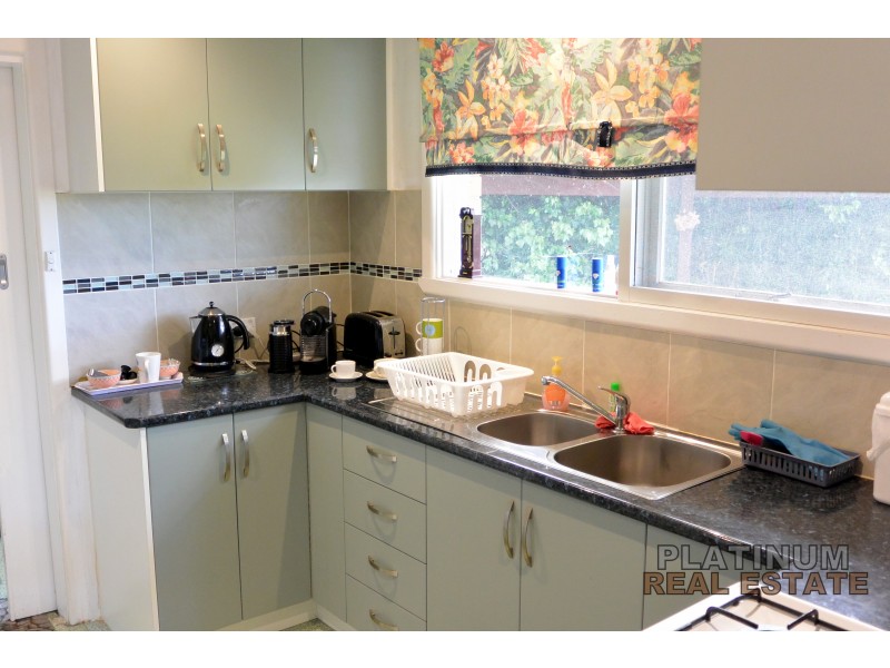 12 Ferguson Ct, Eumemmerring VIC 3177