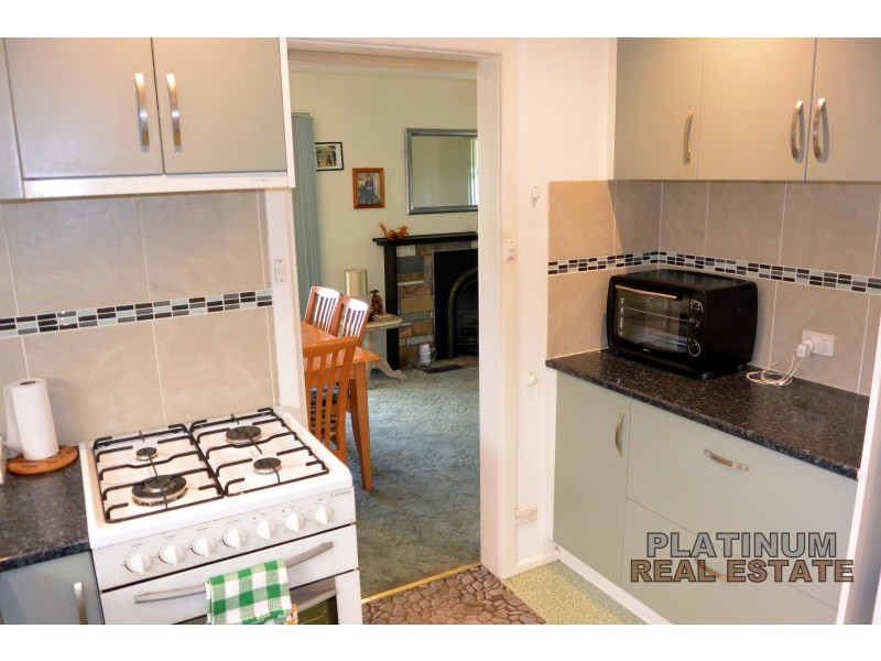 12 Ferguson Ct, Eumemmerring VIC 3177