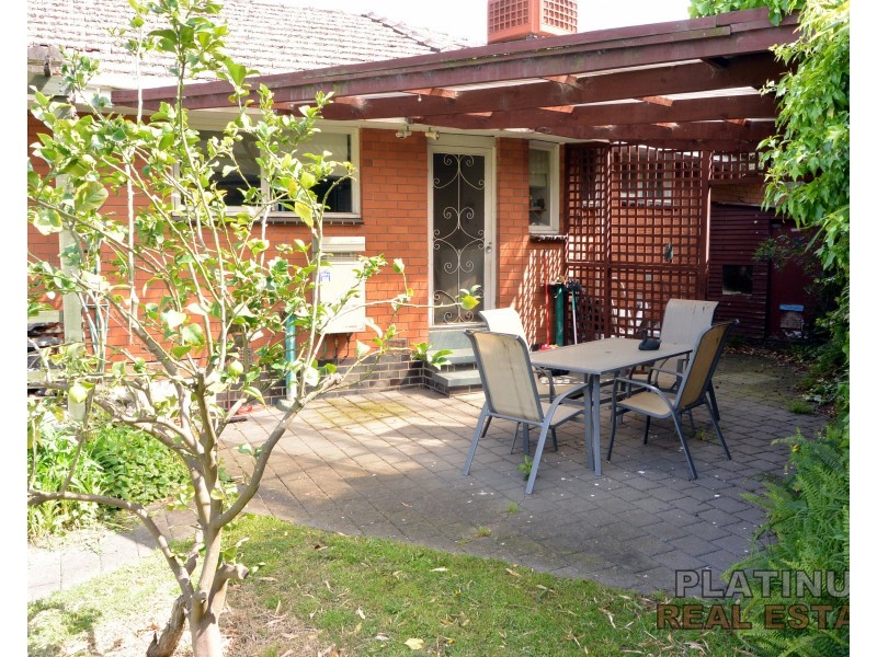 12 Ferguson Ct, Eumemmerring VIC 3177