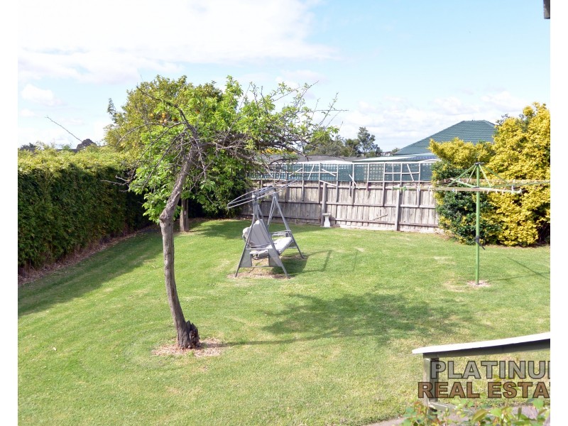 12 Ferguson Ct, Eumemmerring VIC 3177