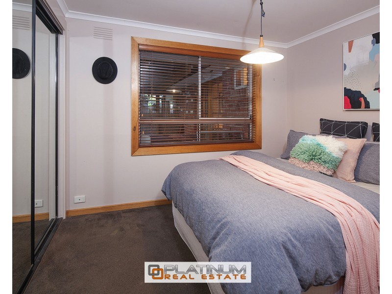 11 Deakin Cres, Baxter VIC 3911