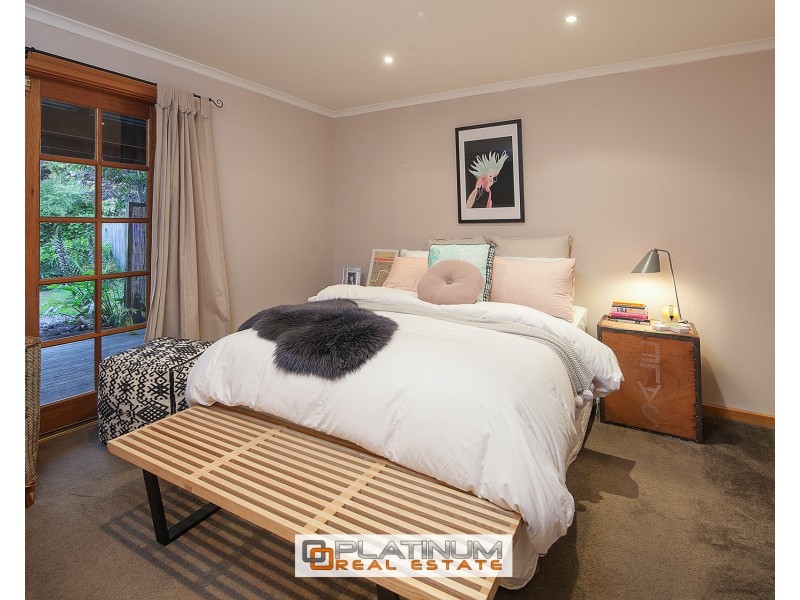 11 Deakin Cres, Baxter VIC 3911