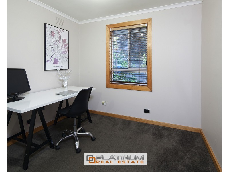 11 Deakin Cres, Baxter VIC 3911