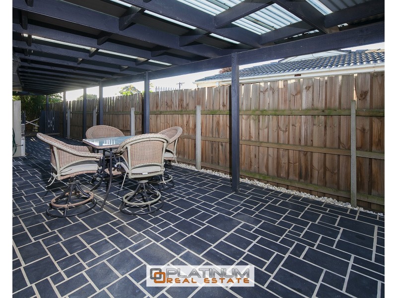 11 Deakin Cres, Baxter VIC 3911