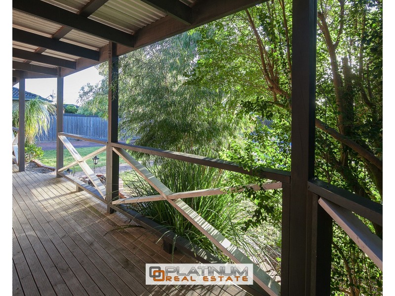 11 Deakin Cres, Baxter VIC 3911