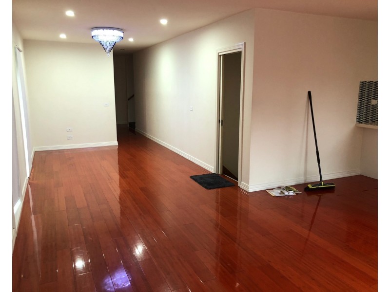 1/7 Ashby Ct, Chadstone VIC 3148
