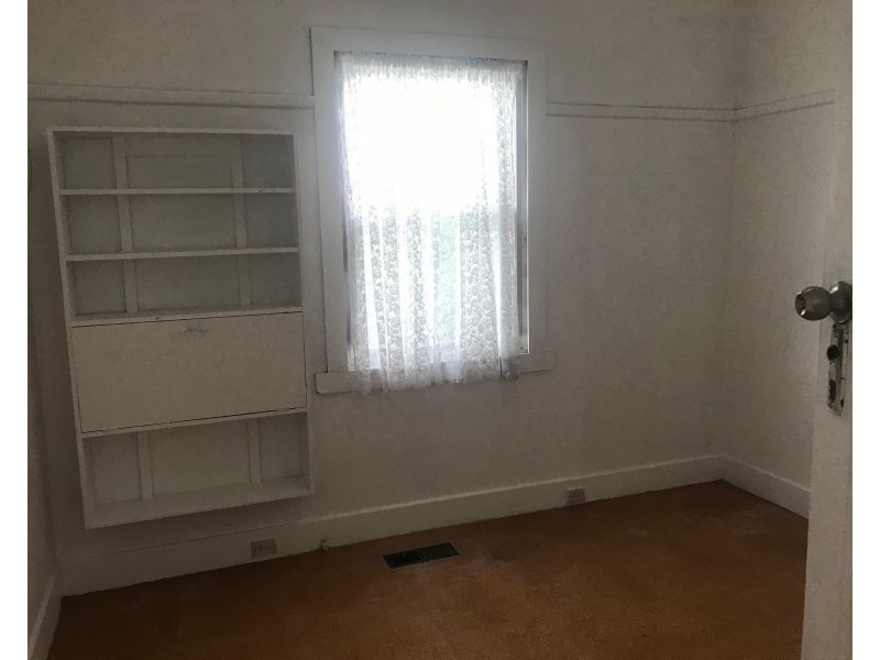 16 Mcfarlane Cres, Dandenong VIC 3175