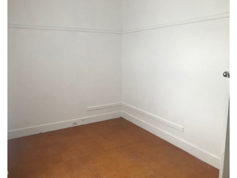 16 Mcfarlane Cres, Dandenong VIC 3175