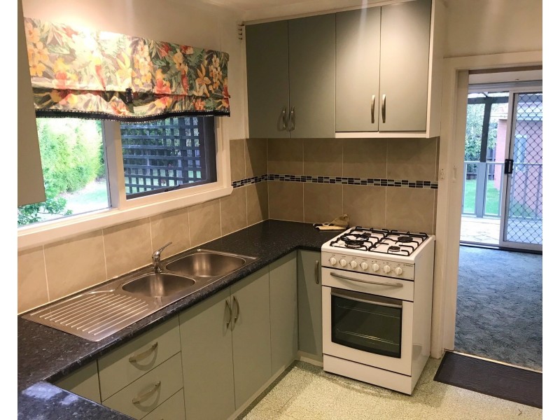 12 Ferguson Ct, Eumemmerring VIC 3177