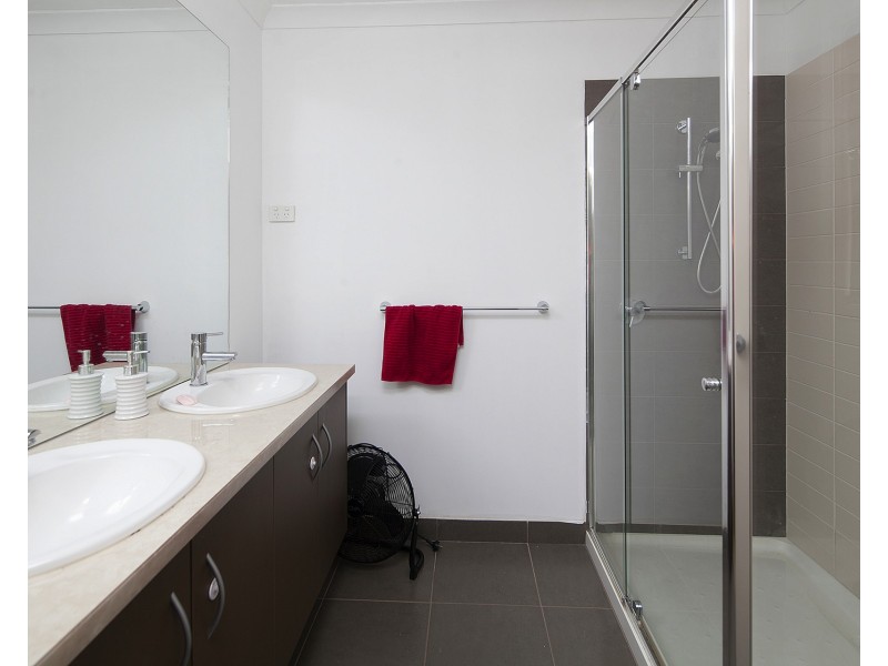 64 Windermere Bvd, Pakenham VIC 3810