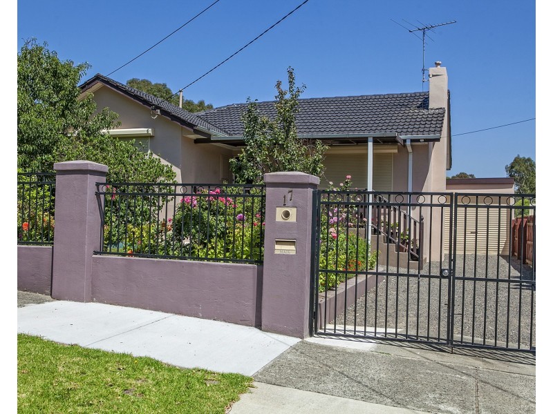 17 Agonis St, Doveton VIC 3177