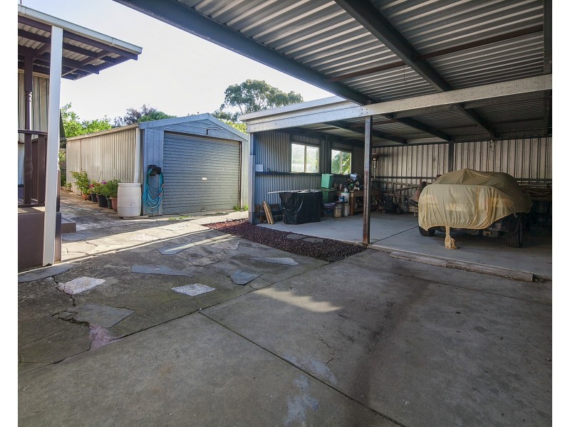 17 Agonis St, Doveton VIC 3177