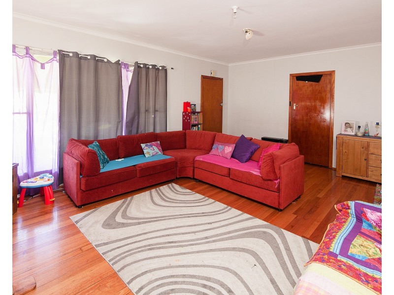 77 Tristania Street, Doveton VIC 3177