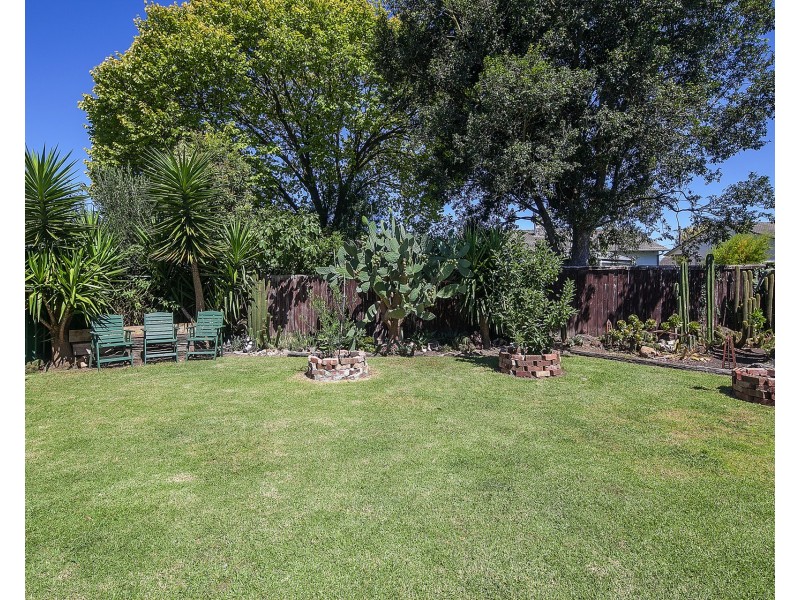 12 Pyrus Ct, Doveton VIC 3177