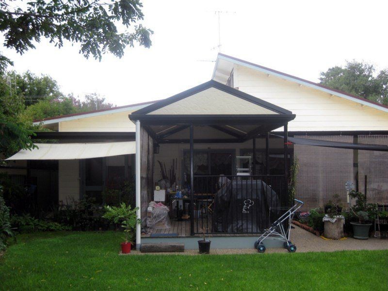 30 Goomalibee Street, Benalla VIC 3672