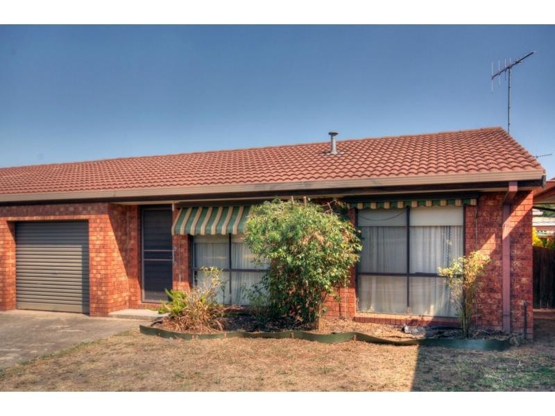 2/16 Killena Avenue, Benalla VIC 3672