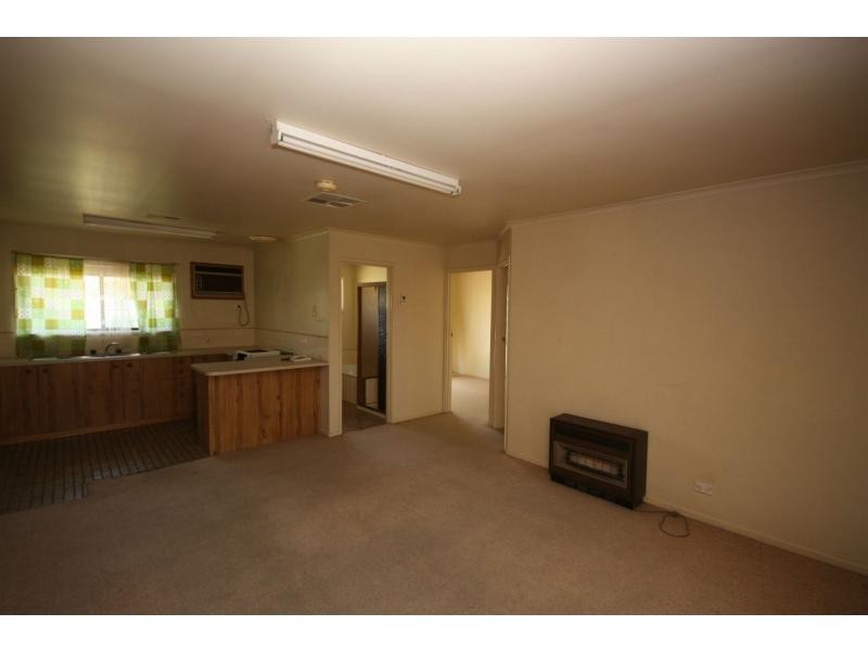 2/16 Killena Avenue, Benalla VIC 3672