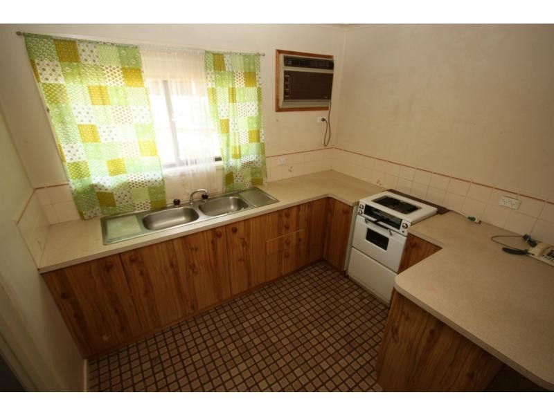 2/16 Killena Avenue, Benalla VIC 3672