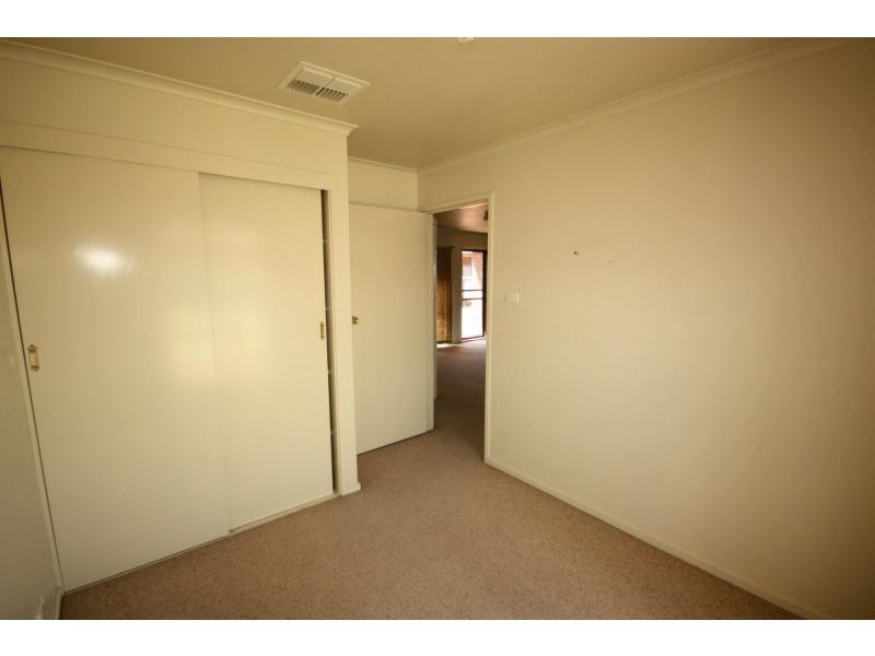 2/16 Killena Avenue, Benalla VIC 3672