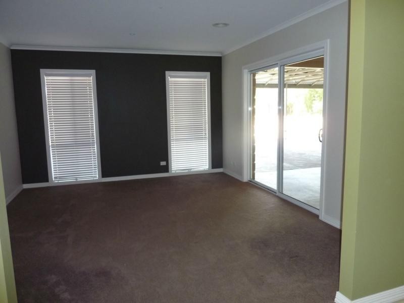 184 Grant Drive, Benalla VIC 3672