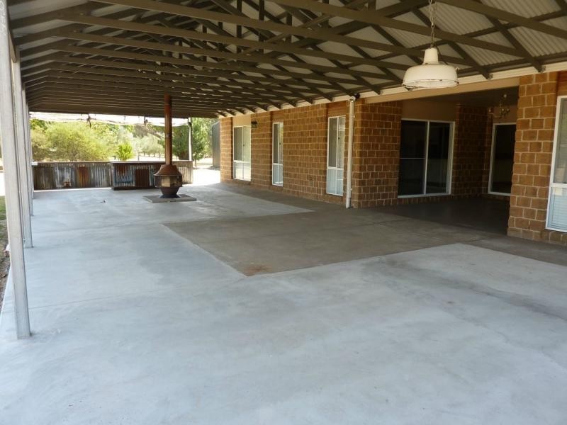 184 Grant Drive, Benalla VIC 3672