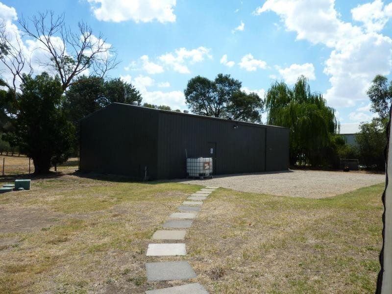 184 Grant Drive, Benalla VIC 3672