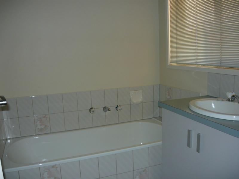 1/1 Rivergum Avenue, Benalla VIC 3672