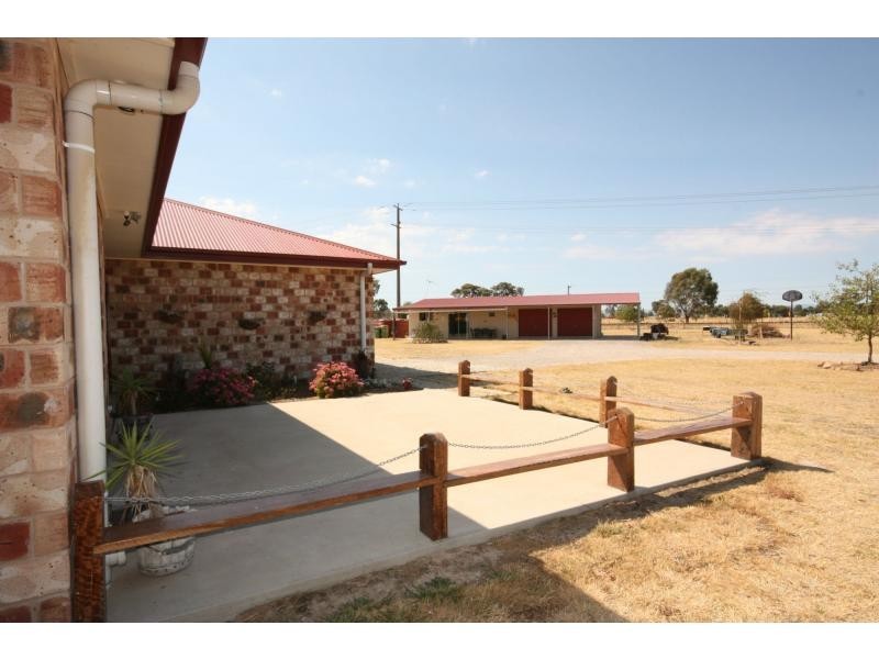 29 Miller Crescent, Benalla VIC 3672