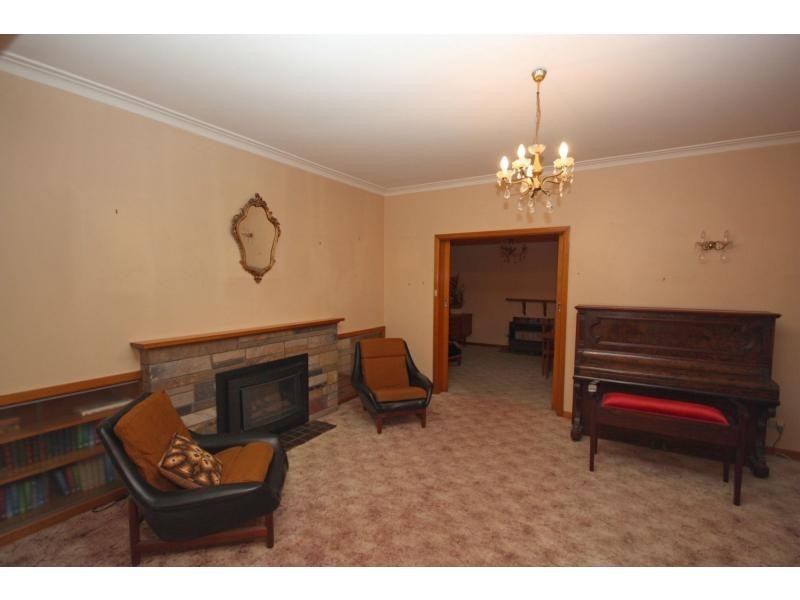 16 Nunn Street, Benalla VIC 3672