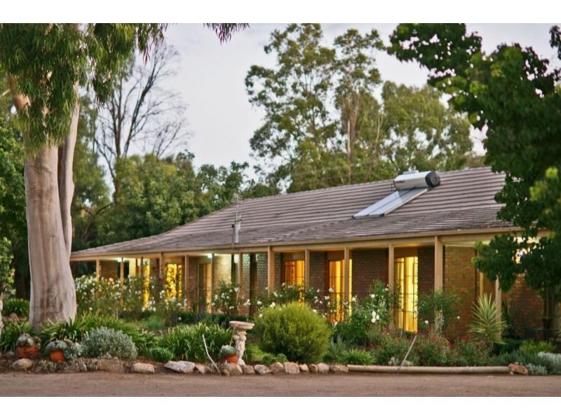 85 Willis Little Drive, Benalla VIC 3672